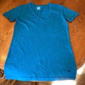 PINK Victoria’s Secret vneck T-shirt size small